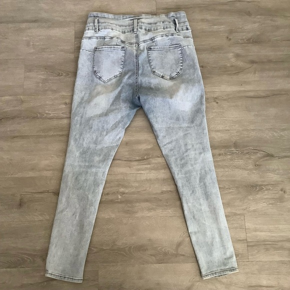 Distressed Light Blue Women's Jeans - Picture 2 of 5